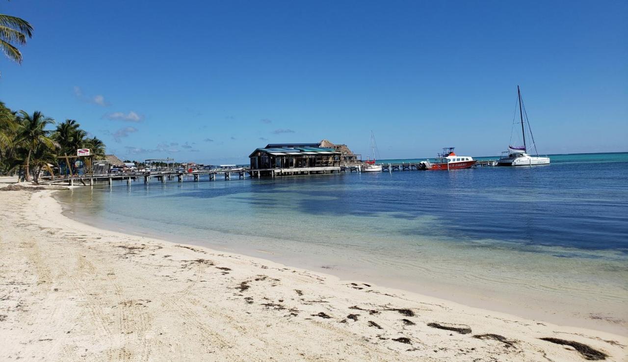 Ocean Tide Beach Resort San Pedro  Exterior photo